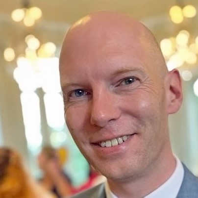 Headshot of Adam Edwards, Sales Consultant of Hotel Art Group